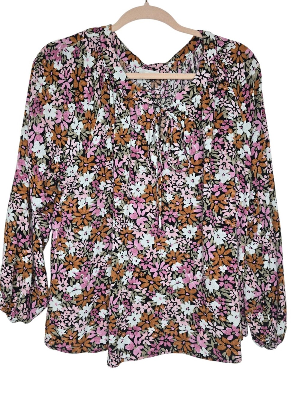 Emily Wonder floral long-sleeve blouse